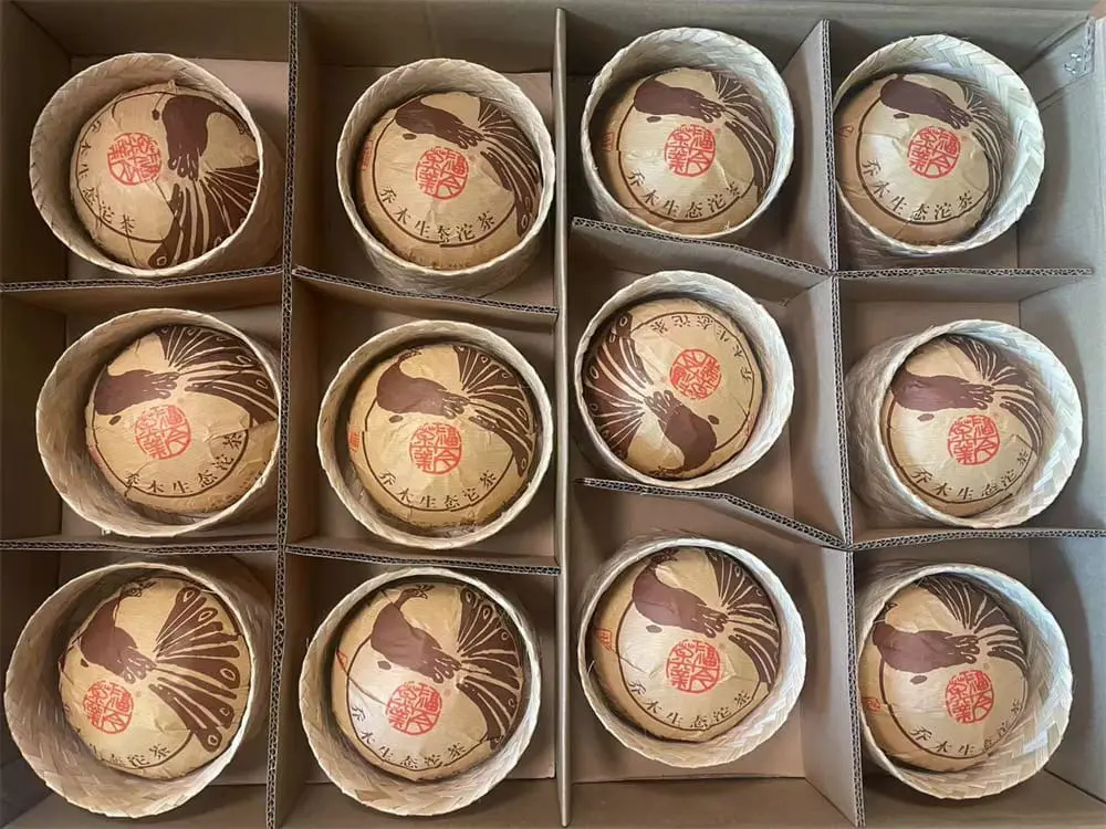 西双版纳回收福今普洱茶2019年生茶熟茶图2