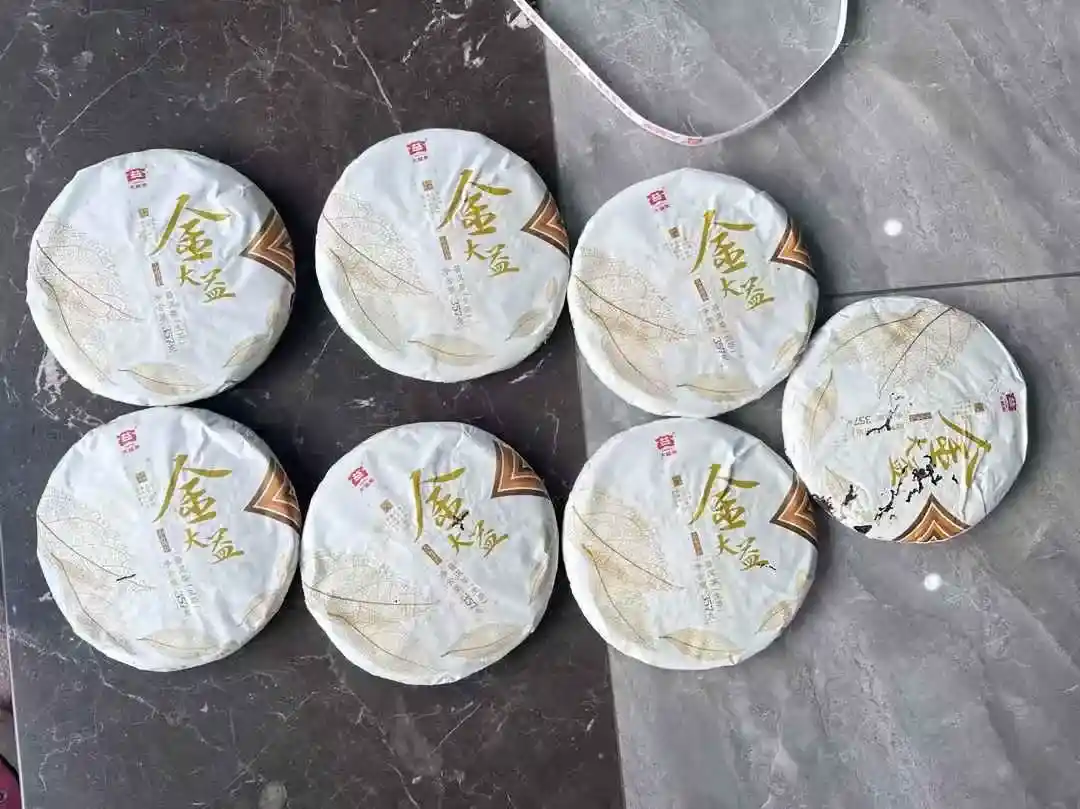 西双版纳高价回收普洱茶的小窍门，轻松卖出好价钱